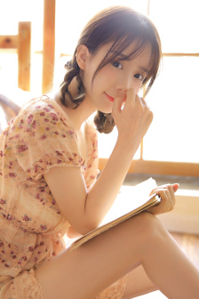 美女黑色真丝图